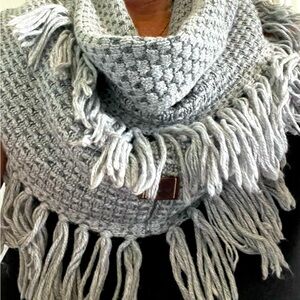 Timberland Women’s Infinity Scarf, Silvery Gray